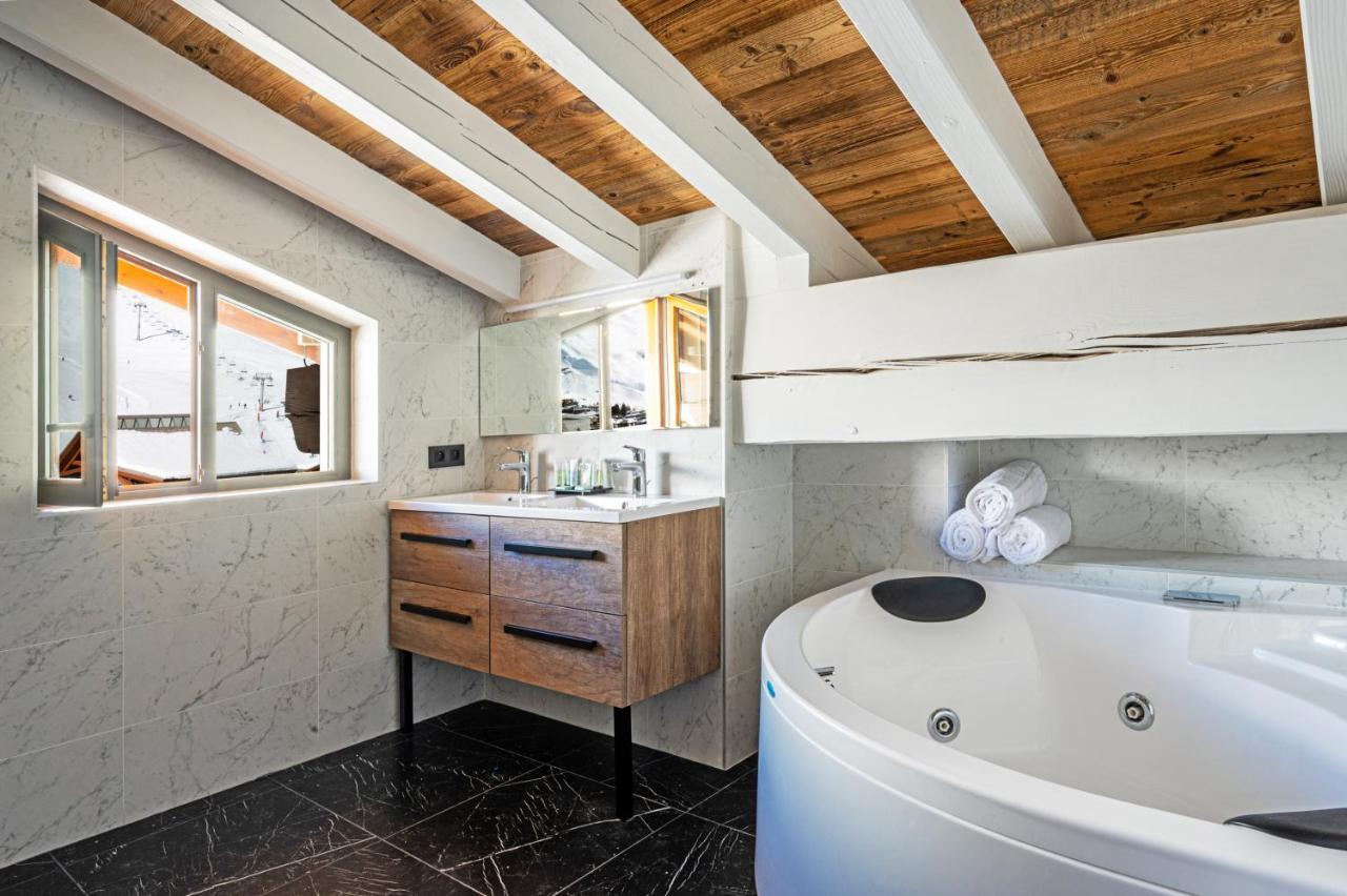 Hotel Le Levanna By Les Etincelles Tignes Exteriör bild